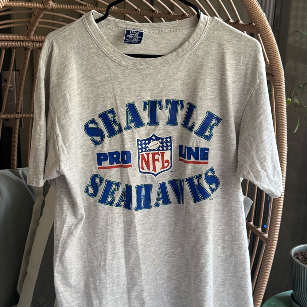 Champion Authentic Seattle Seahawks T shirt - Sz Large